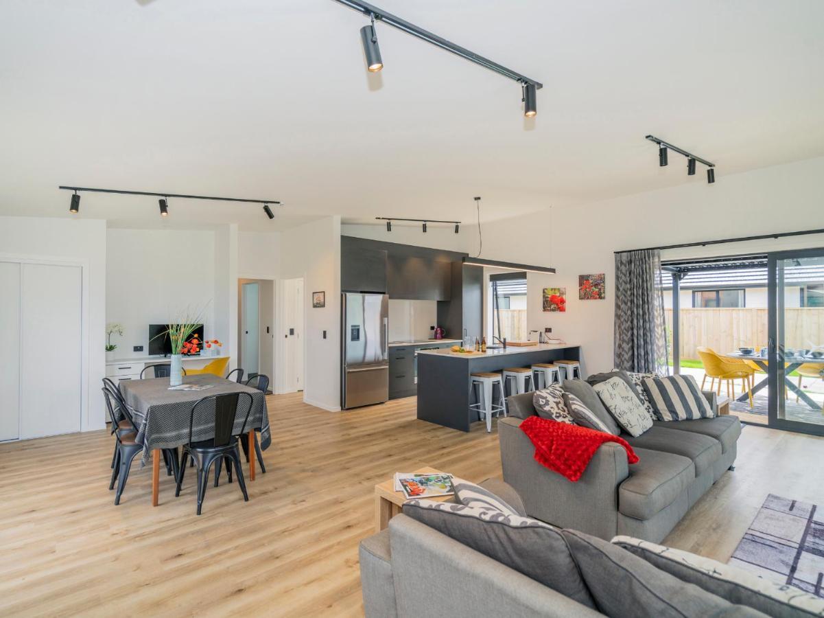 Sun And Sea Sanctuary - Whitianga Holiday Home Ngoại thất bức ảnh